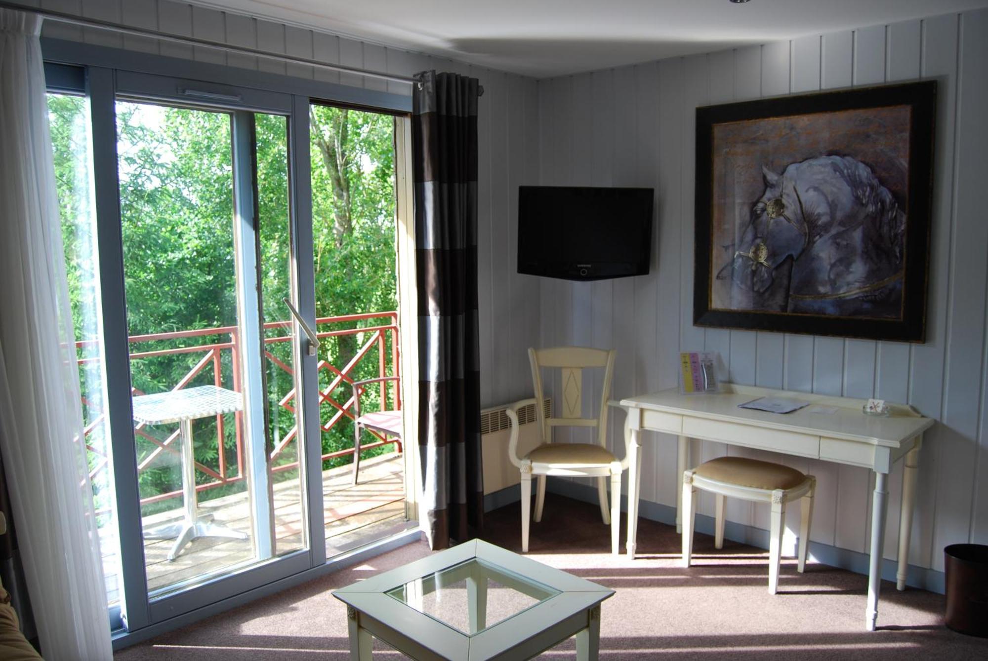 ホテル Domaine De L'Arbrelle アンボワーズ 部屋 写真